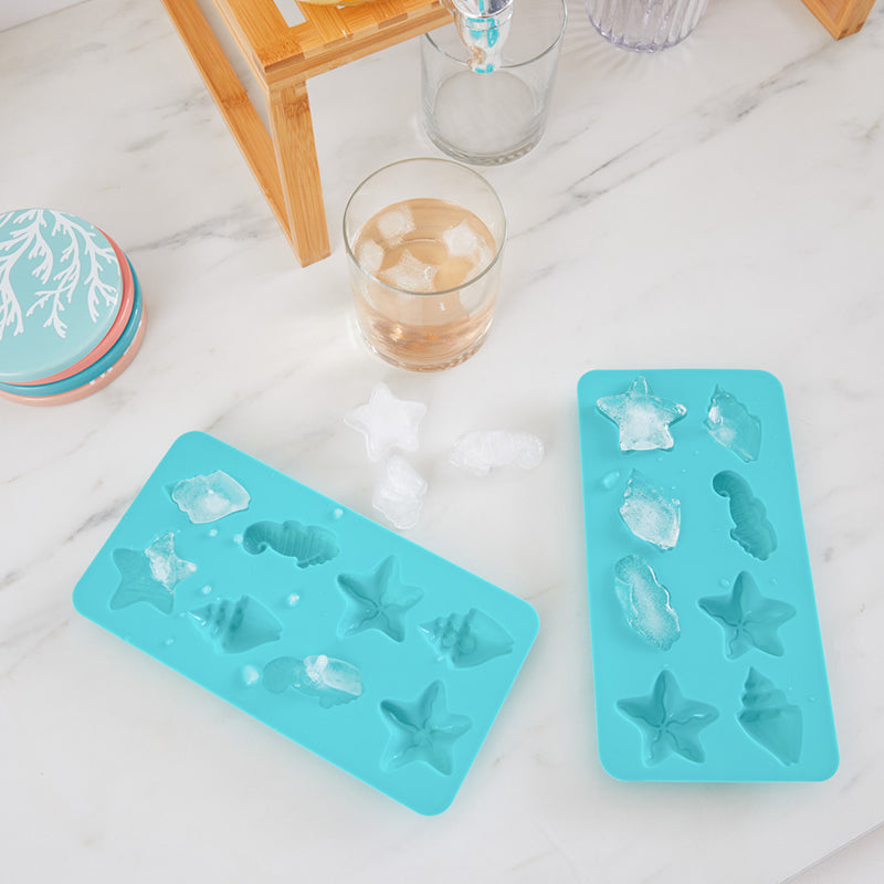 https://chicandtonic.com/cdn/shop/products/chic-tonic-coral-sea-collection-ice-trays-set-of-2-spao22-still-life-0048_900x.jpg?v=1651119430